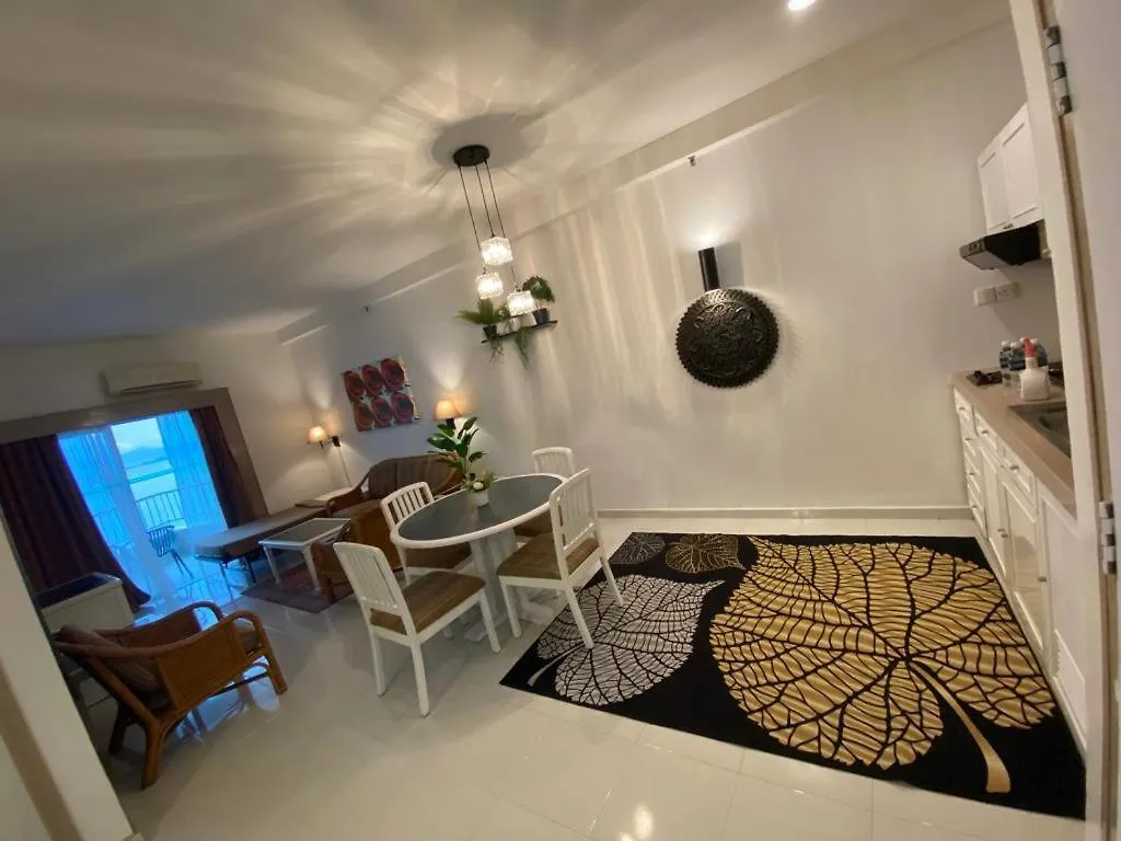Seaview Deluxe Rainbow Paradise Tg Bungah 7Pax Tanjung Bungah  Malaysia