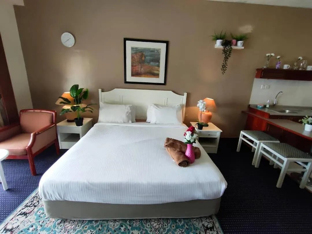Seaview Deluxe Rainbow Paradise Tg Bungah 7Pax Tanjung Bungah  Guest house